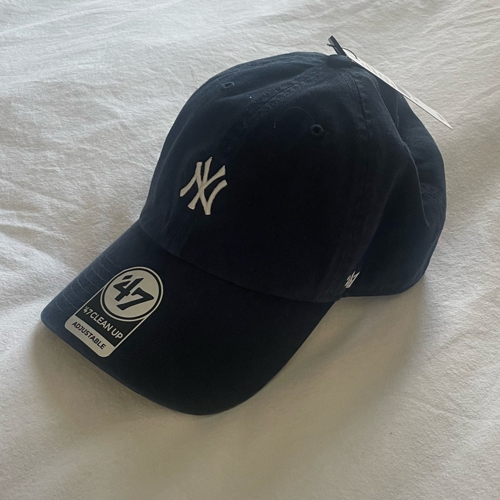 NY Yankees hat